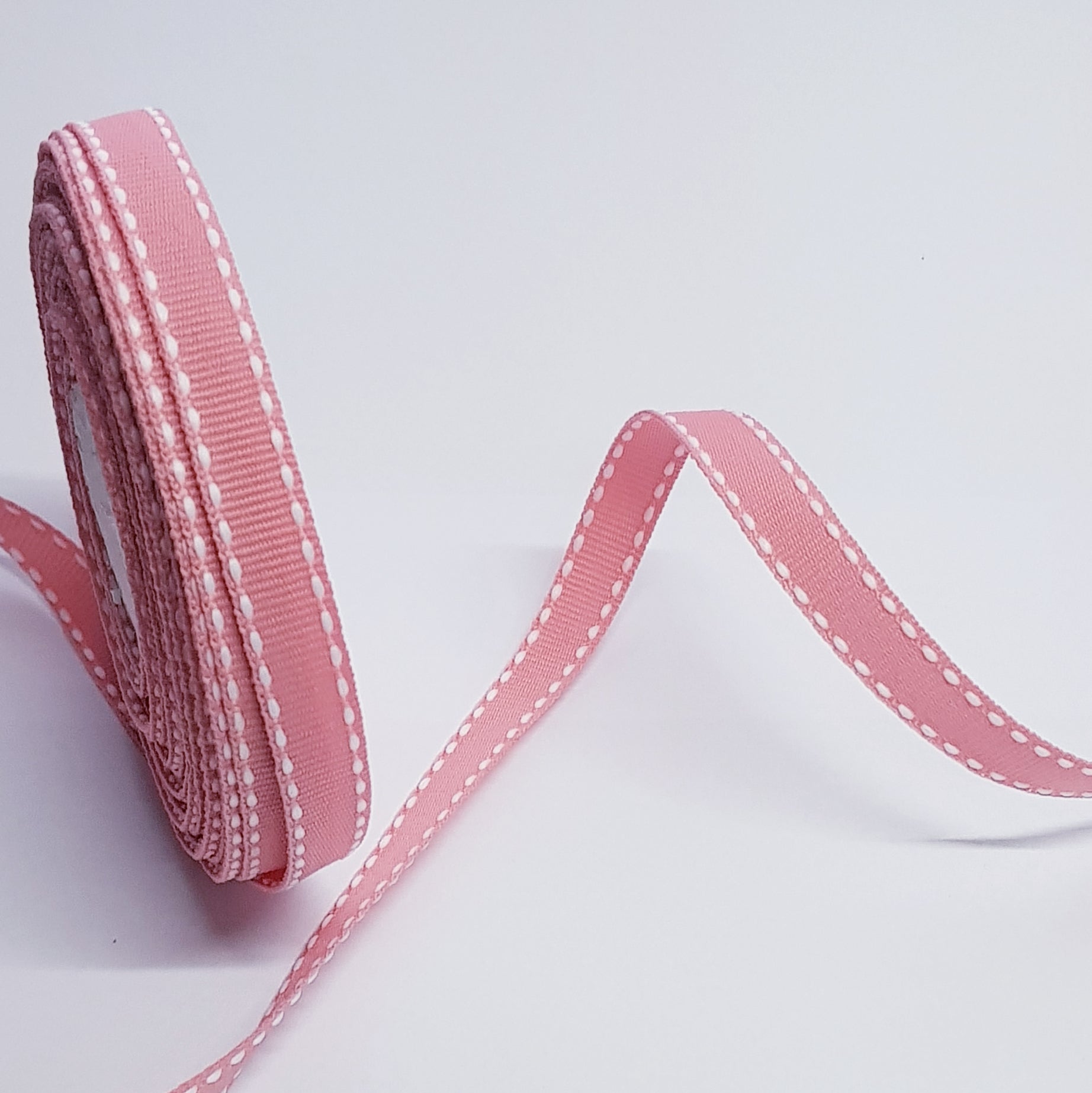 Pink with Brown - Stitch Grosgrain Ribbon Stitch Design - ( W: 3/8