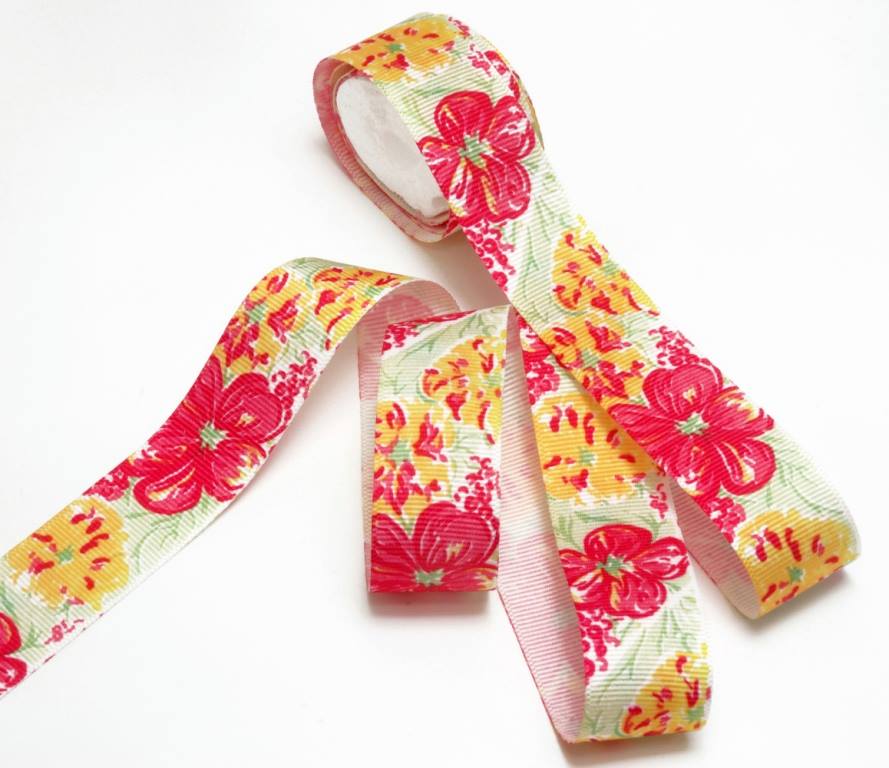 1 Inch Red and Yellow Flowers Printed Grosgrain Ribbon - 10 Meters Roll